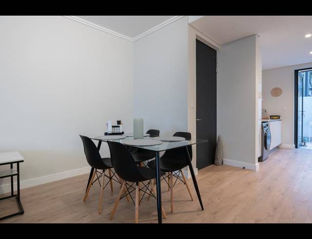 2 BEDROOM APARTMENT FOR SALE IN SANDRINGHAM